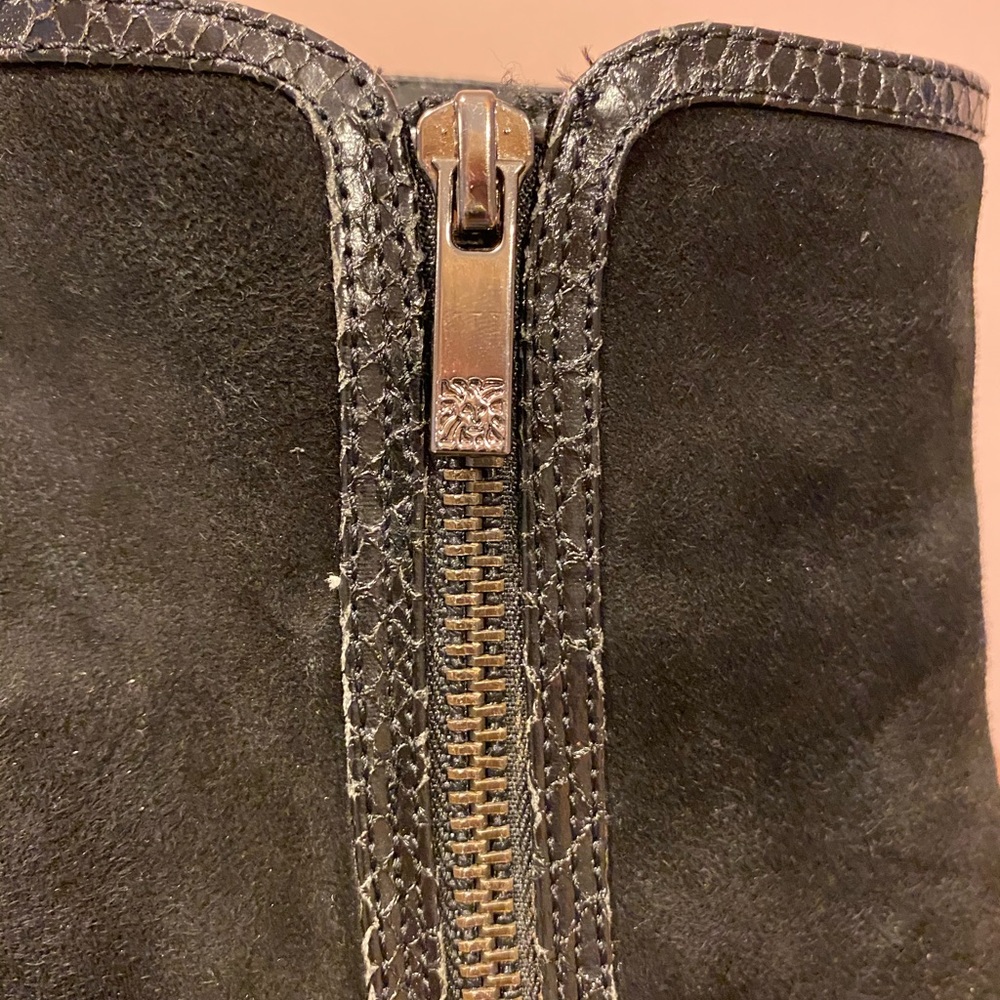 Anne Klein Black Leather Ankle Booties - Size 10 - Picture 5 of 6